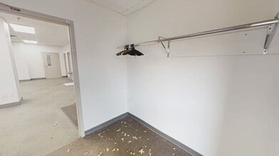 2800-2860 W 21st St, Erie, PA for lease - Commercial Listing Video 