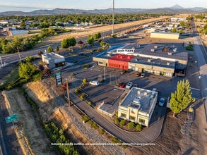 7334 Crater Lake Hwy, White City, OR for lease Interior Photo- Image 1 of 25