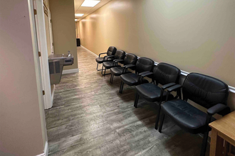 1815-1823 Health Care Dr, New Port Richey, FL à louer Photo intérieure- Image 2 de 4