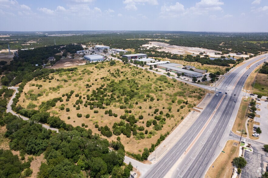 East Whitestone (1431), Cedar Park, TX à vendre - Photo du bâtiment - Image 2 de 11