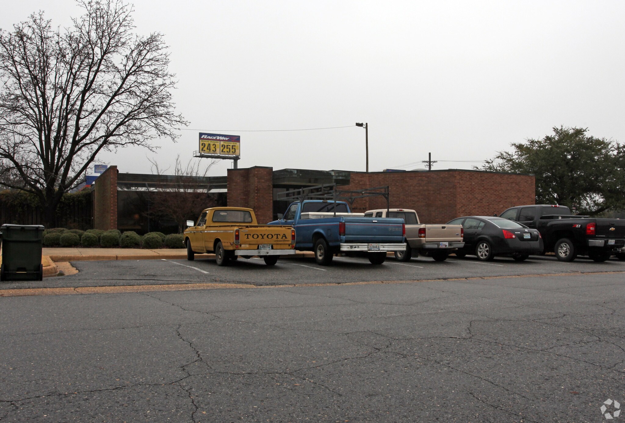 900 Veterans Memorial Pky, Tuscaloosa, AL for sale Primary Photo- Image 1 of 1