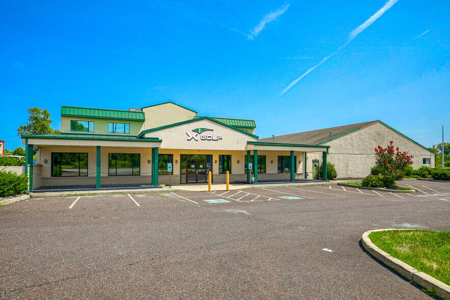 12 Pottstown Pike, Chester Springs, PA à louer - Photo du bâtiment - Image 1 de 5