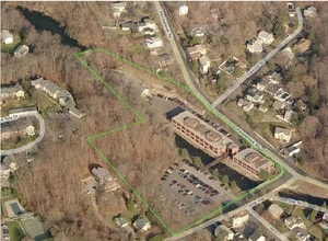 200 Pemberwick Rd, Greenwich, CT - Aerial  map view