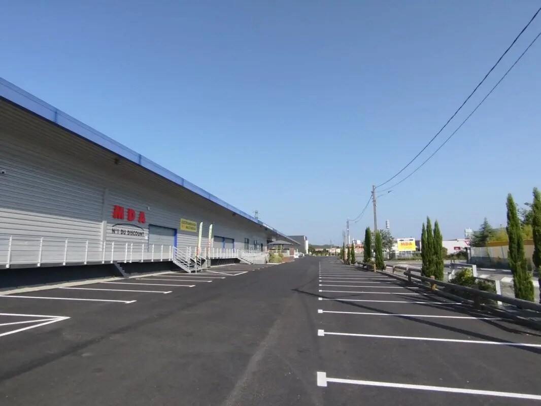 Flex in Toulouse for lease Building Photo- Image 1 of 16