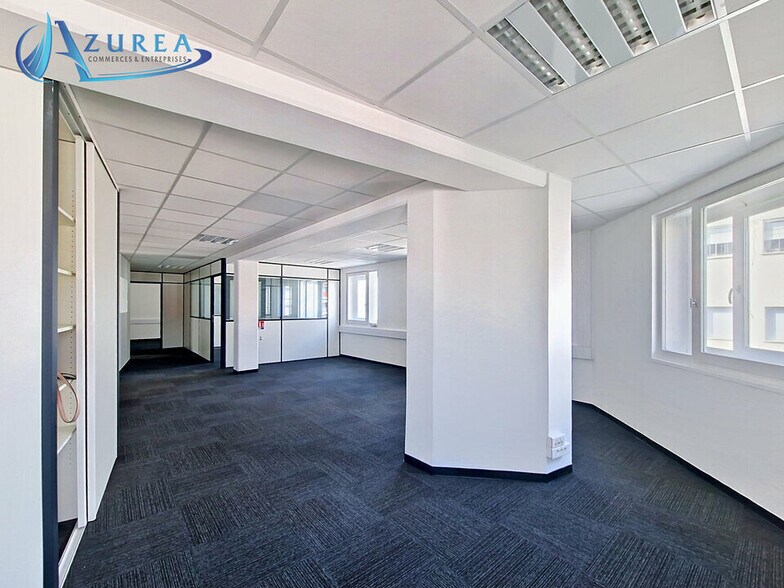 Bureau dans Nice à vendre - Photo intérieure - Image 2 de 9