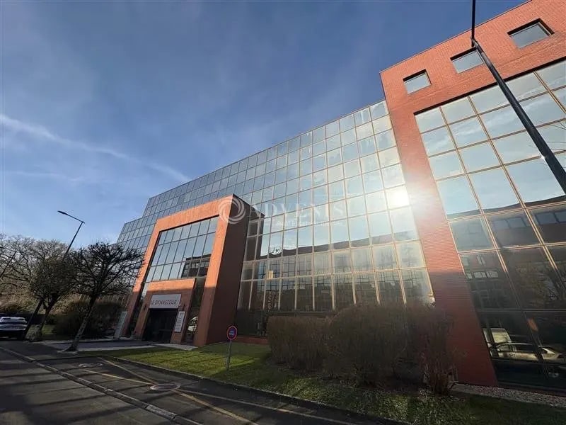 Office in Meudon for lease Building Photo- Image 1 of 6