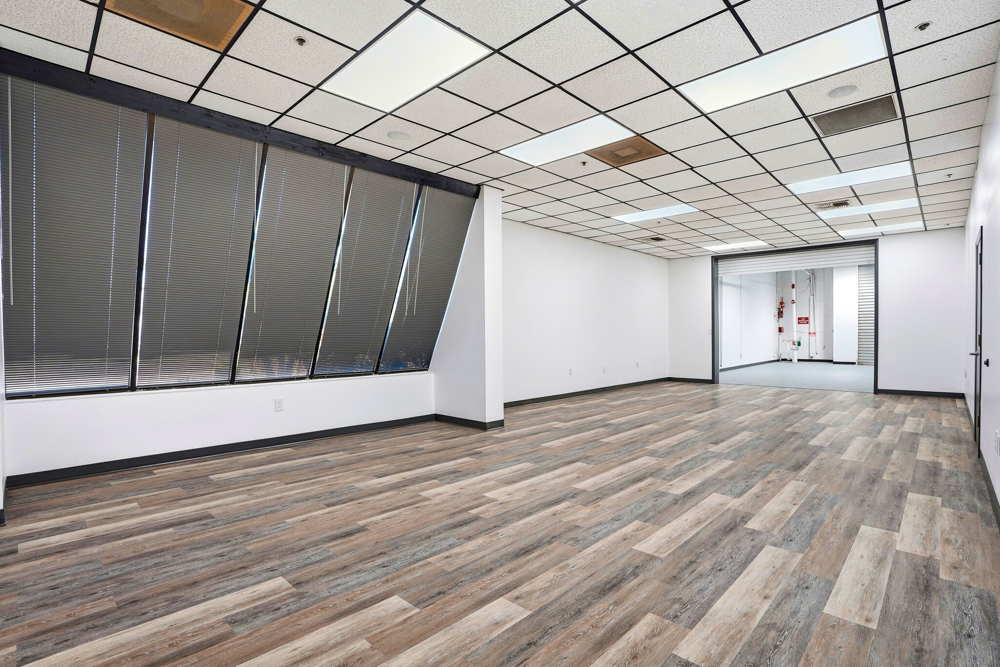 13190 56th Ct, Clearwater, FL for lease Interior Photo- Image 1 of 9