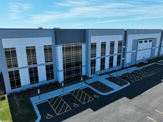 More details for 4000 Commercial Ave, Northbrook, IL - Industrial for Lease