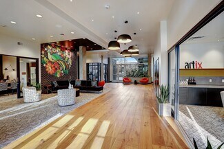 Plus de détails pour 400 Queen Anne Ave N, Seattle, WA - Commerce de détail à louer