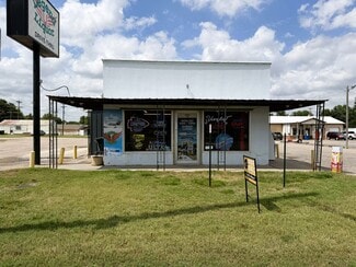 More details for 414 W 14th St, Larned, KS - Retail for Sale
