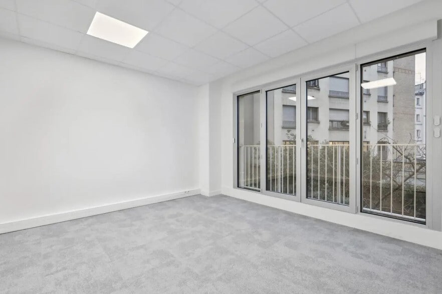 71 Rue D'Auteuil, Paris for lease - Building Photo - Image 3 of 16