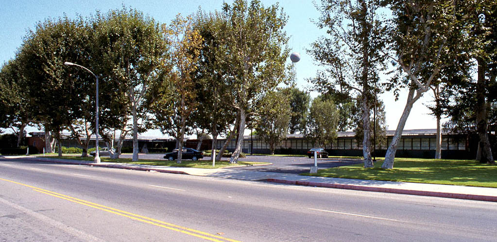 5910 Cherry Ave, Long Beach, CA à vendre Photo principale- Image 1 de 3