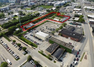 Plus de détails pour 302 S Market St, Champaign, IL - Terrain à vendre