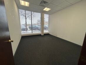 9415 S Western Ave, Chicago, IL à louer Photo du bâtiment- Image 2 de 3