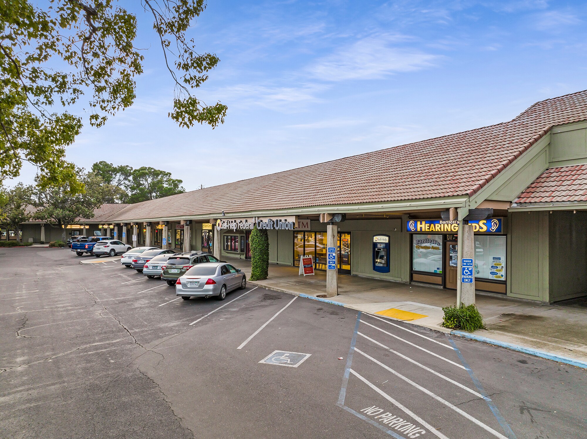 2201 Pillsbury Rd, Chico, CA à louer Photo du bâtiment- Image 1 de 12