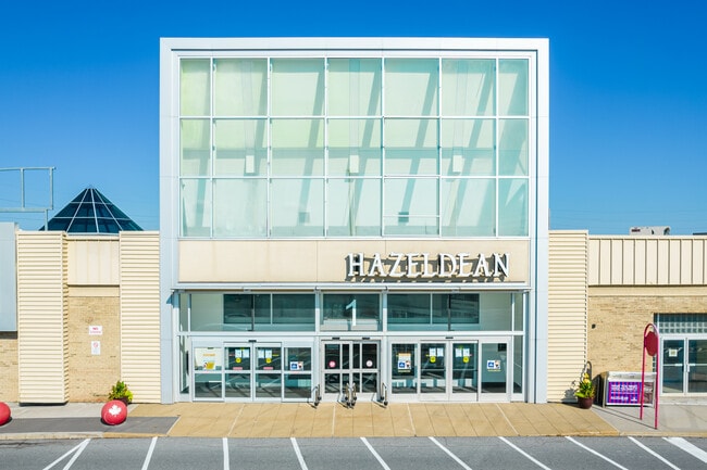 Plus de détails pour 300 Eagleson Rd, Ottawa, ON - Commerce de détail à louer