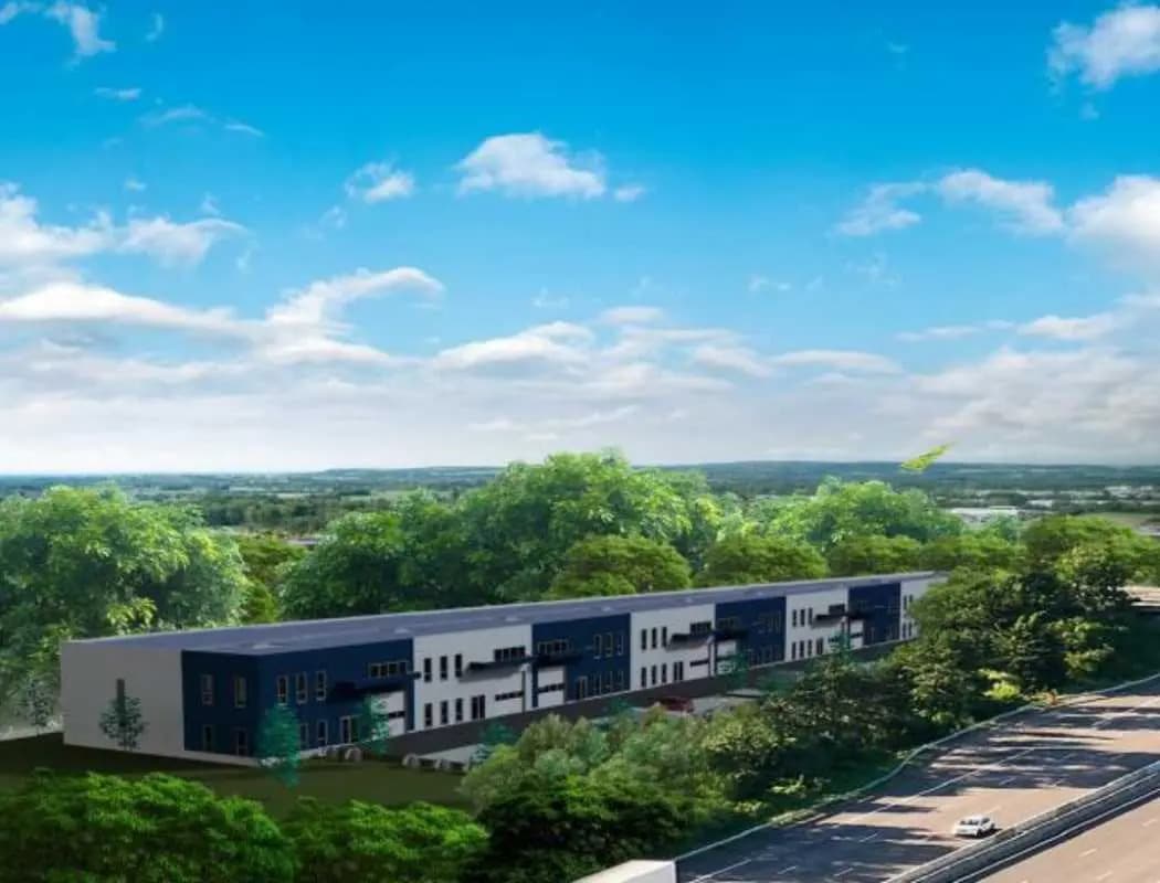 Flex in Bourgoin-Jallieu for lease Building Photo- Image 1 of 5