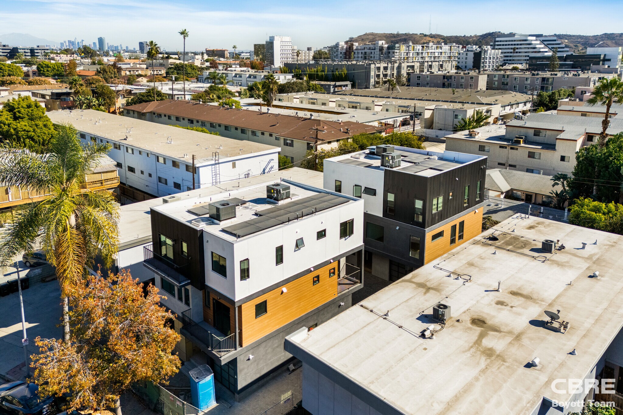 10156 Regent St, Los Angeles, CA à vendre Photo du bâtiment- Image 1 de 44