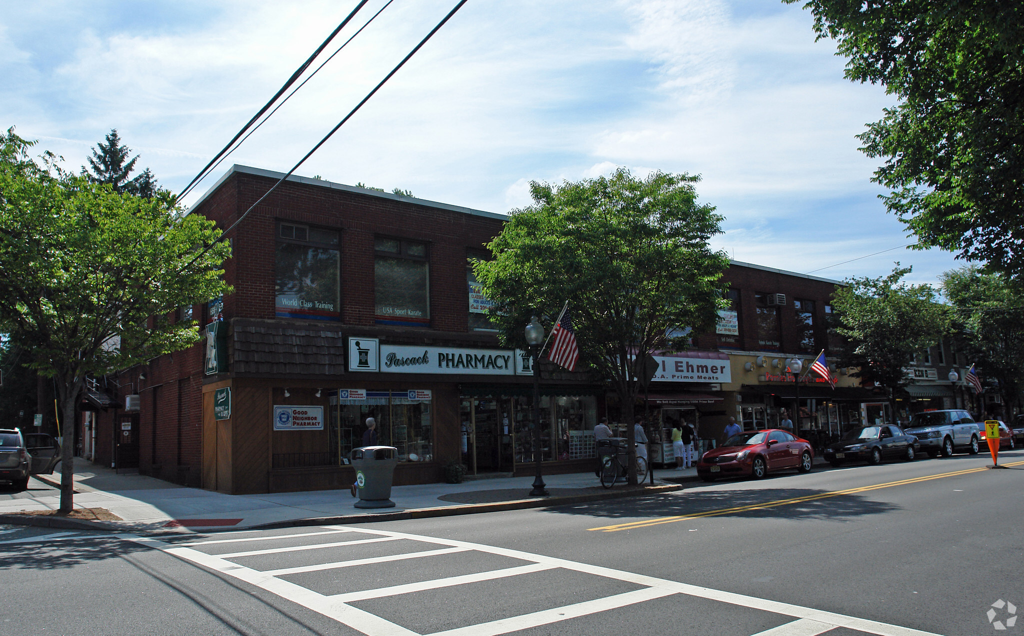 118-124 Broadway, Hillsdale, NJ for lease Primary Photo- Image 1 of 4