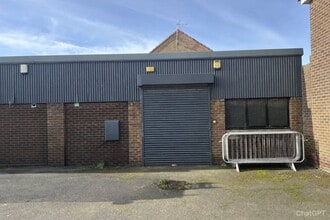 Glendale Ct, Amble for lease Building Photo- Image 1 of 6