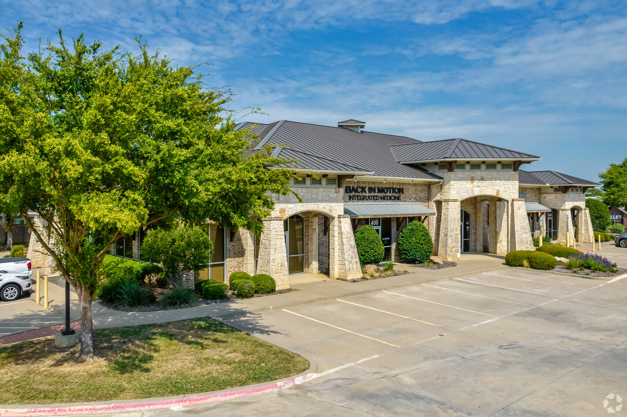 104-106 Grapevine Hwy, Hurst, TX for lease Building Photo- Image 1 of 6