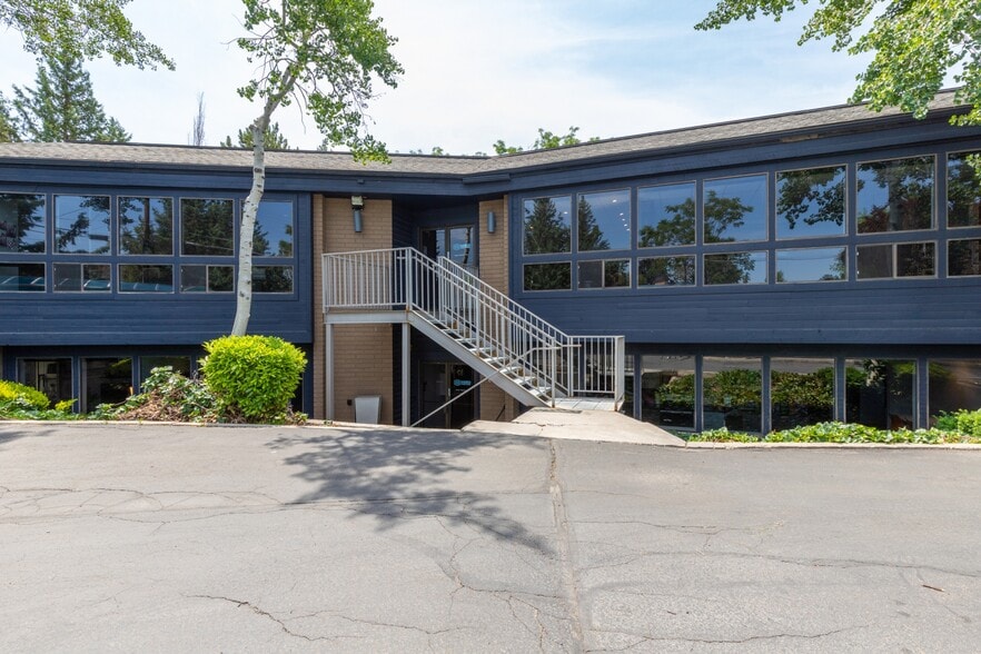 2063 E 3900 S, Salt Lake City, UT for lease - Building Photo - Image 1 of 36