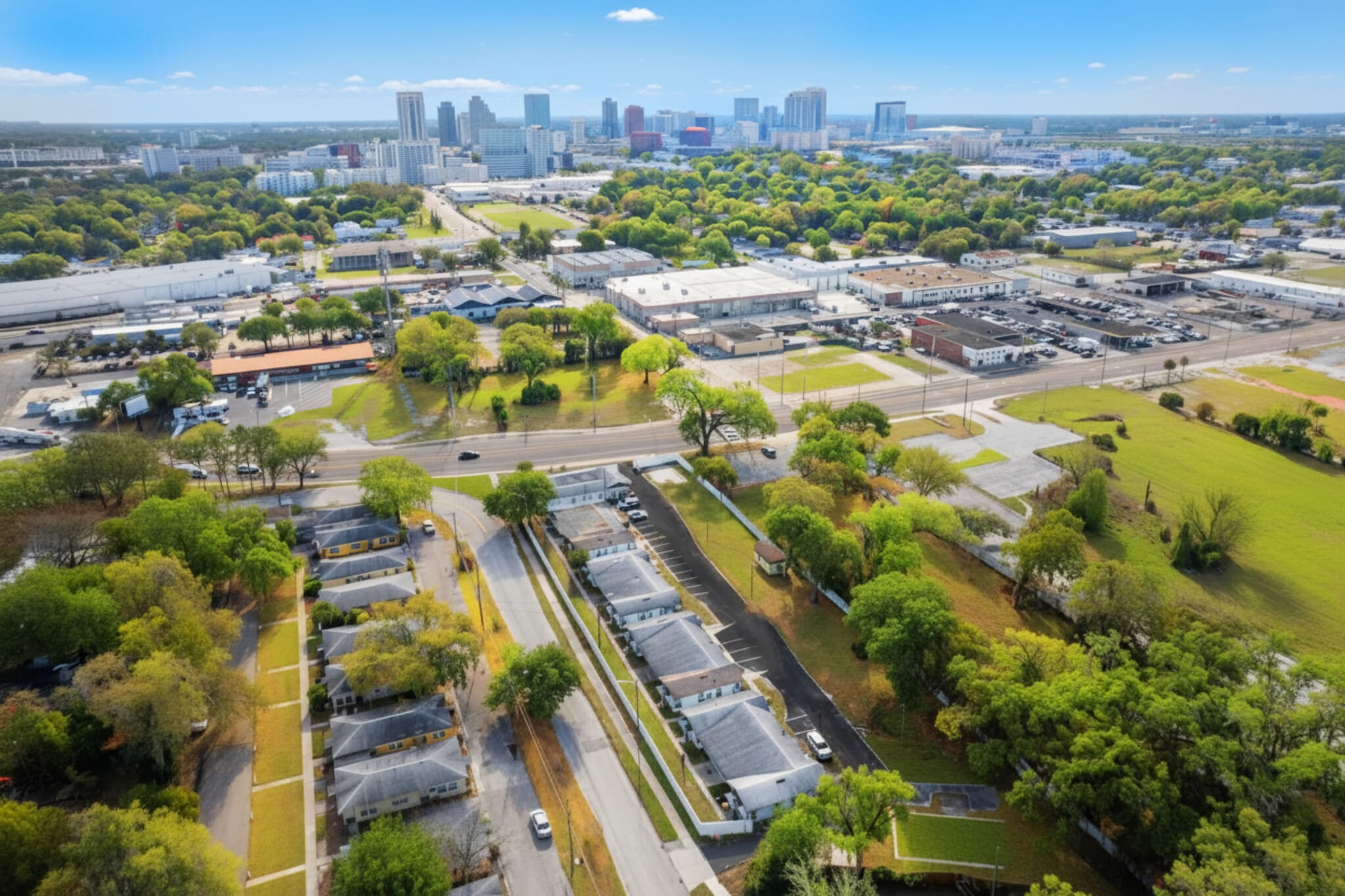 518 N Orange Blossom Trl, Orlando, FL for sale Primary Photo- Image 1 of 13