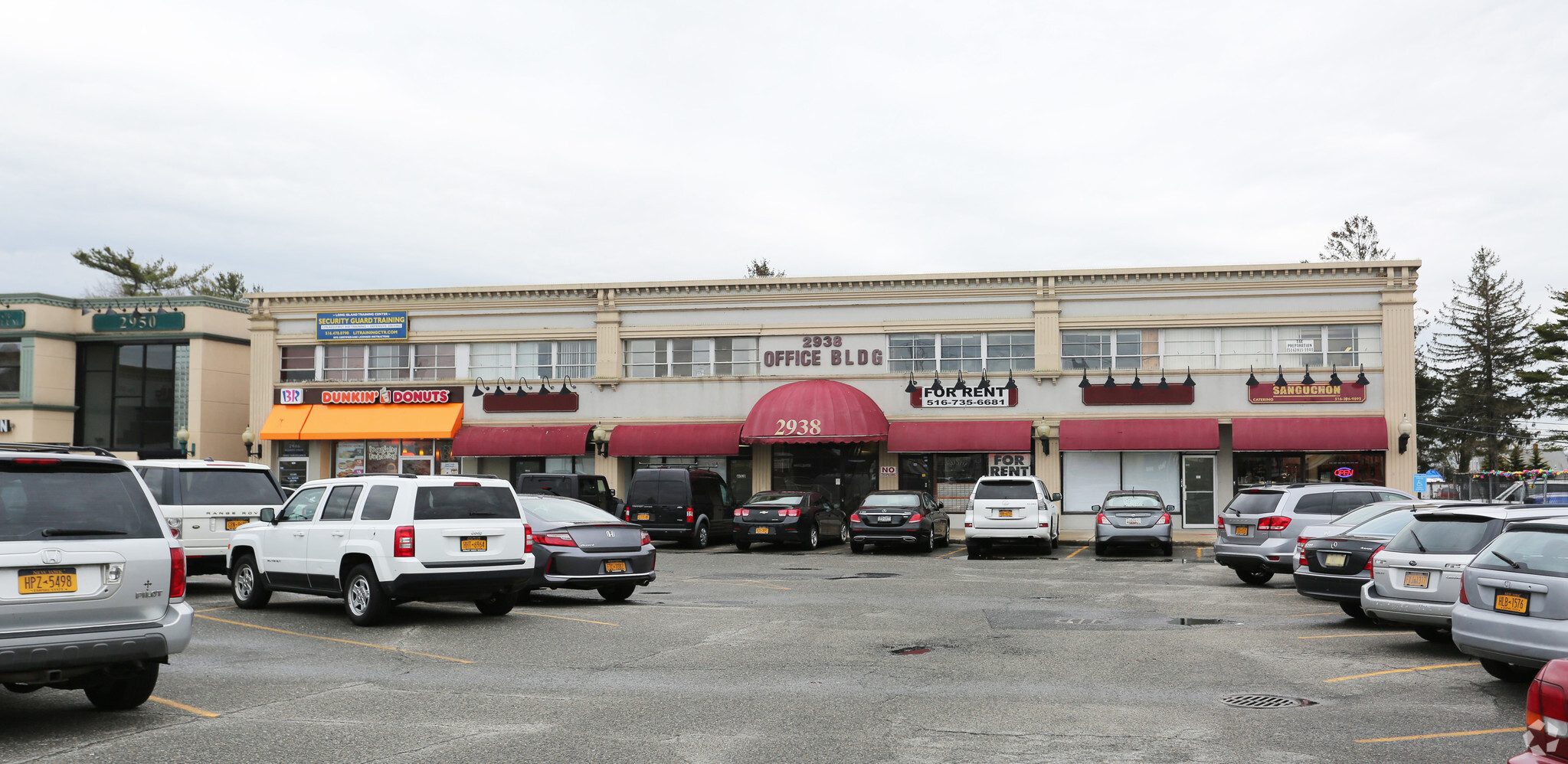 2938 Hempstead Tpke, Levittown, NY for sale Primary Photo- Image 1 of 1