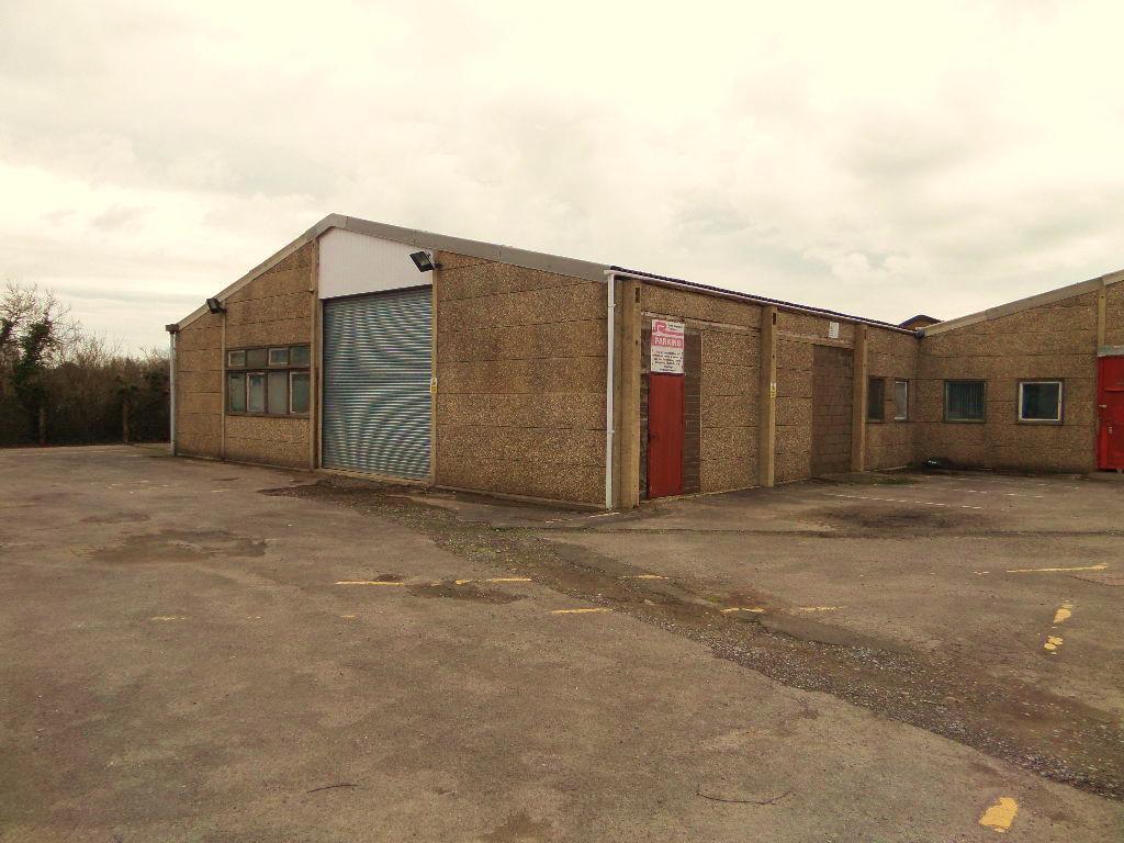 1-2 Waterton Rd, Bridgend à louer Photo du bâtiment- Image 1 de 1