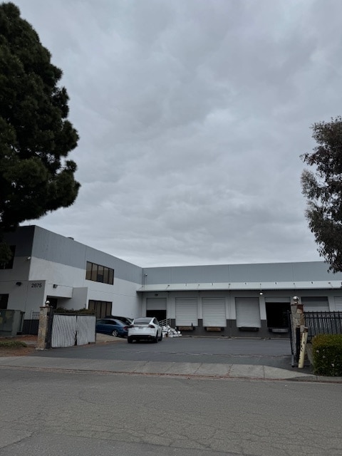 2671-2675 McCone Ave, Hayward, CA for lease Building Photo- Image 1 of 9