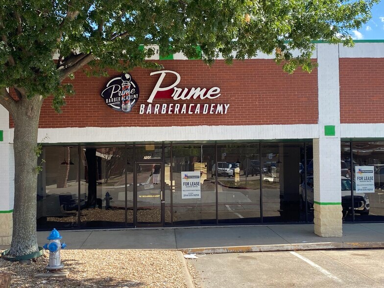 3304 Coit Rd, Plano, TX à louer - Photo du bâtiment - Image 2 de 21