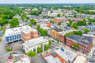 46-48 W Main St, Riverhead, NY - Aérien Vue de la carte