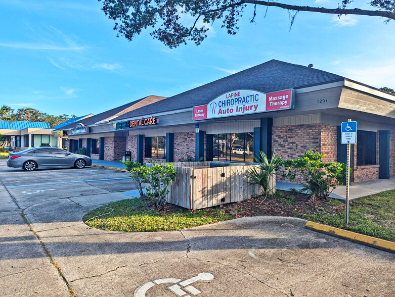 5201 Babcock St NE, Palm Bay, FL for lease - Building Photo - Image 2 of 5