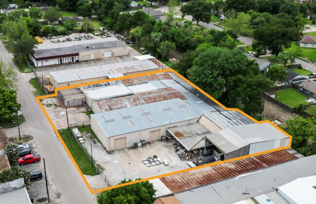 Plus de détails pour 6302 Saint Augustine St, Houston, TX - Industriel à louer