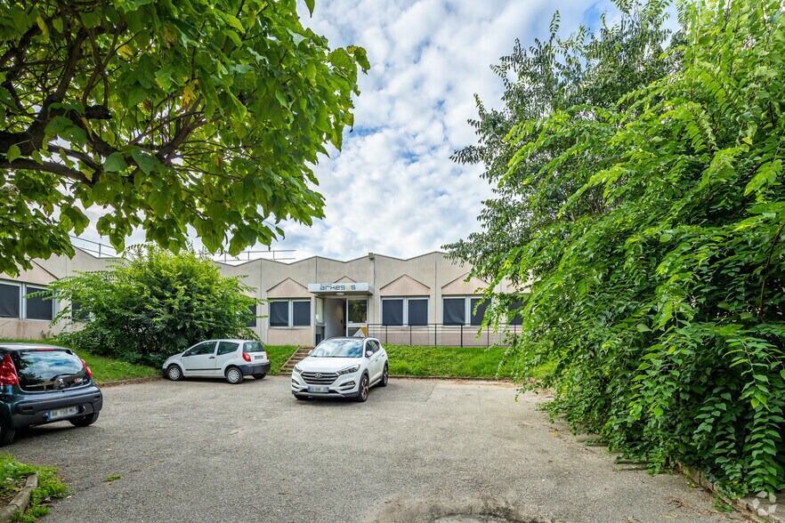 24 Espace Henry Vallée, Lyon for lease - Primary Photo - Image 1 of 3