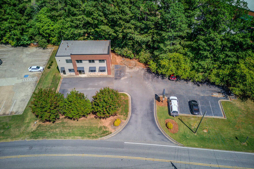 3625 Hutchinson Rd, Cumming, GA for lease - Building Photo - Image 3 of 18