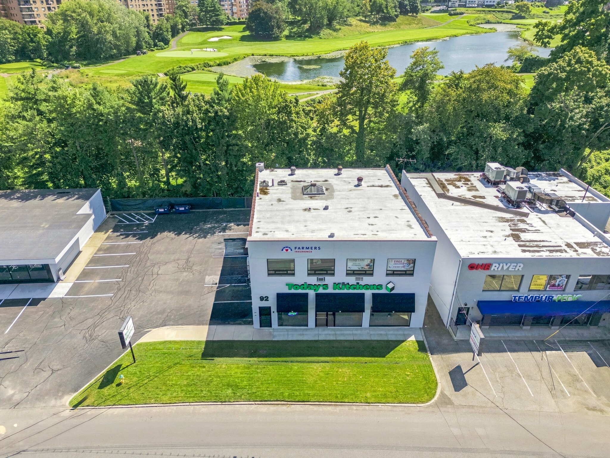 92 S Central Ave, Hartsdale, NY for lease Primary Photo- Image 1 of 39