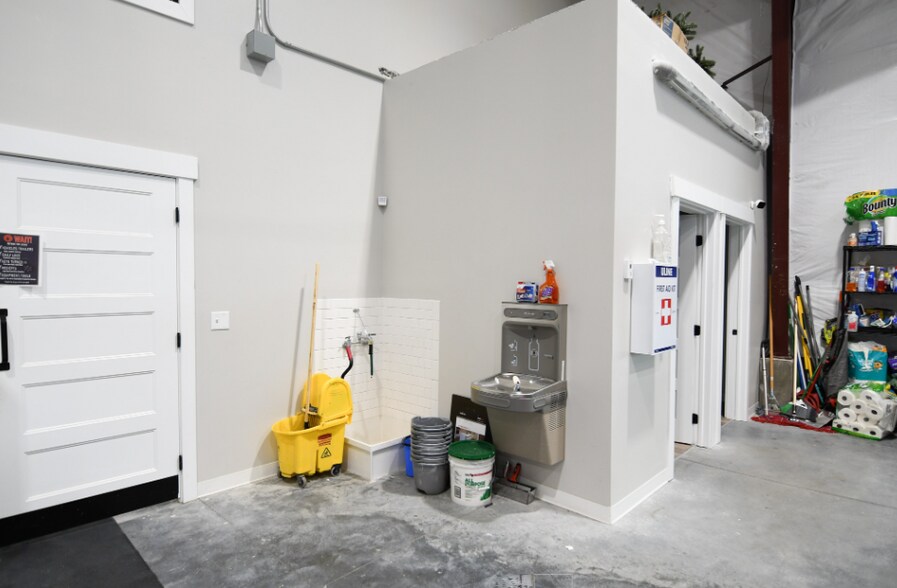 2 N 580 W, Blackfoot, ID à vendre - Photo du bâtiment - Image 2 de 25