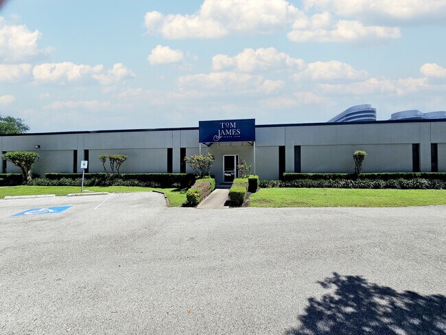 More details for 4111 Directors Row, Houston, TX - Office, Industrial for Lease