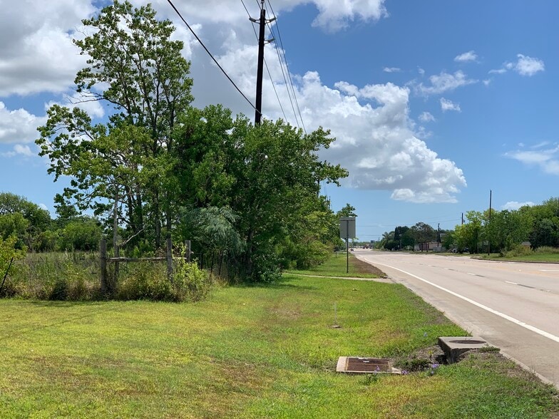 11550 FM 1764, Santa Fe, TX for sale - Building Photo - Image 2 of 7