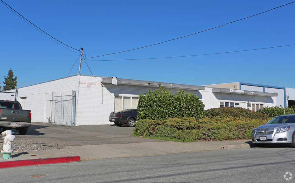 1933-1941 Republic Ave, San Leandro, CA for lease - Primary Photo - Image 1 of 3