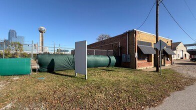 310 Rock Island St, Dallas, TX for lease Interior Photo- Image 2 of 10