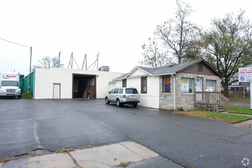 506 Atkins Ave, Neptune, NJ à louer - Photo du bâtiment - Image 3 de 7