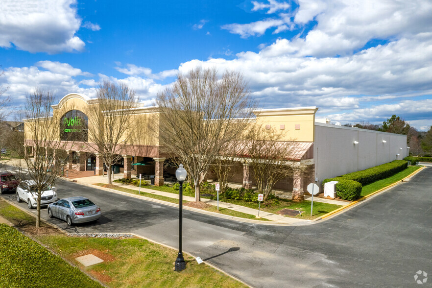 Gilead Road At Market Squ Dr, Huntersville, NC for lease - Primary Photo - Image 1 of 7