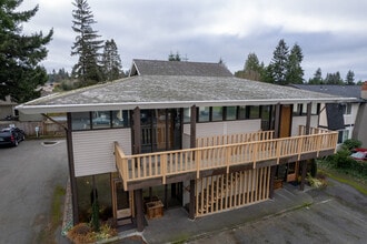 7820-7822 27th St W, University Place, WA for sale Building Photo- Image 2 of 10