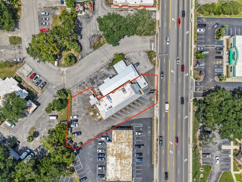 1638 University Blvd S, Jacksonville, FL à vendre - Photo du bâtiment - Image 1 de 28