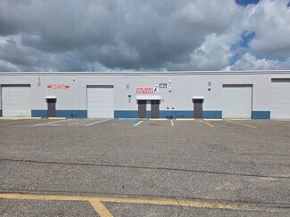 Plus de détails pour 2700 23rd St N, Saint Petersburg, FL - Industriel à louer
