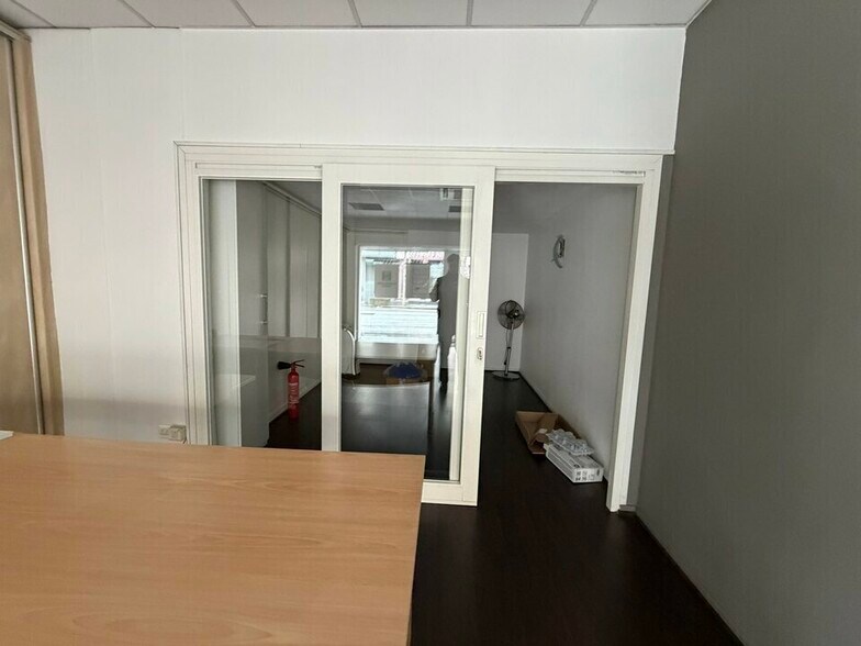 Commerce de détail dans Lyon à louer - Photo du bâtiment - Image 3 de 10