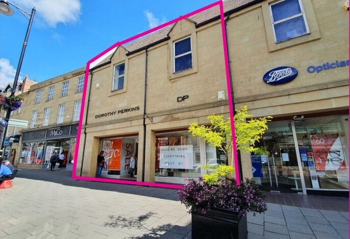 36-38 Bondgate Within, Alnwick à louer - Photo principale - Image 1 de 2