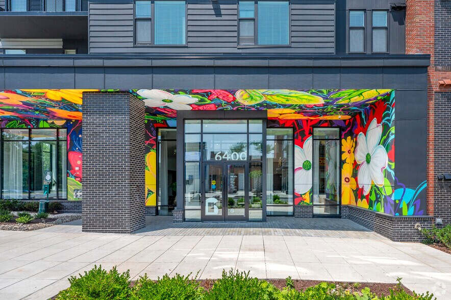 6400 America Blvd, Hyattsville, MD à louer - Photo du bâtiment - Image 3 de 34